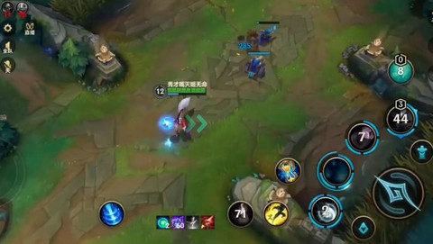 英雄联盟手游怎么使用